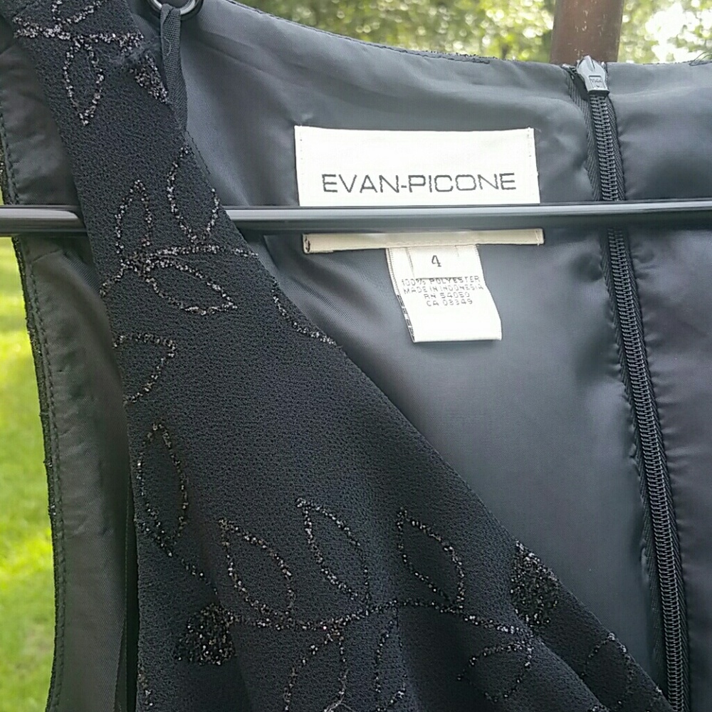 🌟 Evan-Picone 🌟 Beautiful, Black, Dress